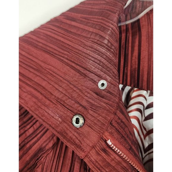 UBU Jacket Womens Small Burgundy Crinkled Retro Lightweight Full Zip Snap on - Picture 7 of 13